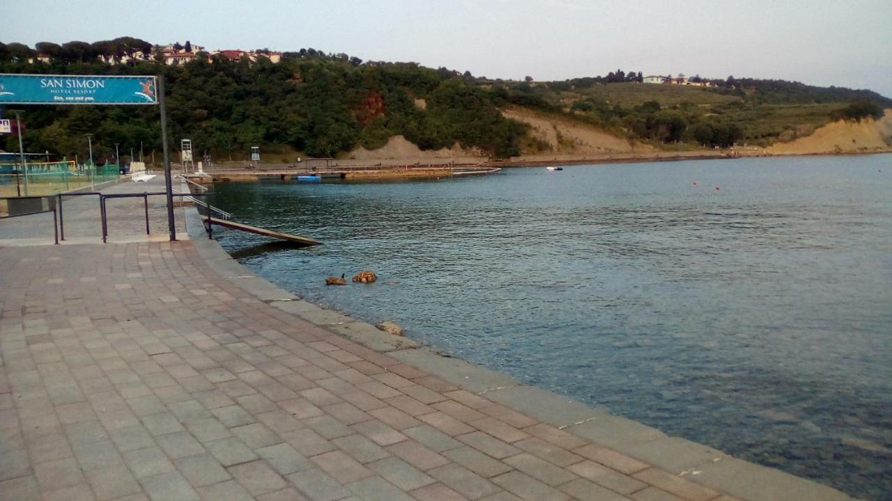 Apartma_Samy Izola Buitenkant foto