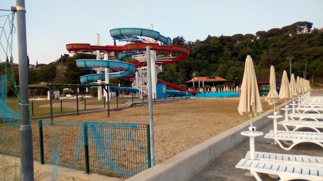 Apartma_Samy Izola Buitenkant foto